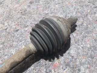 bontott AUDI A1 Bal Féltengely