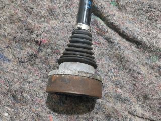 bontott AUDI A1 Bal Féltengely