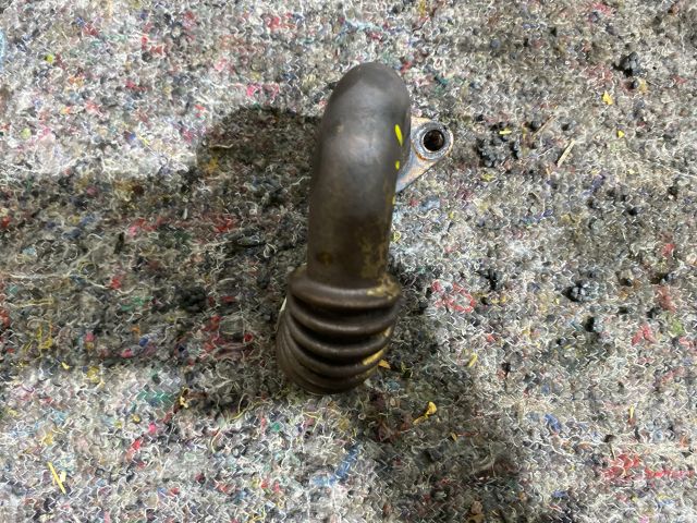 bontott AUDI A1 EGR Hűtő Cső