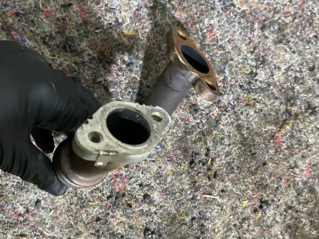 bontott AUDI A1 EGR Hűtő Cső