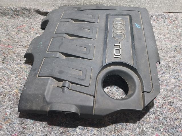 bontott AUDI A1 Felső Motorburkolat