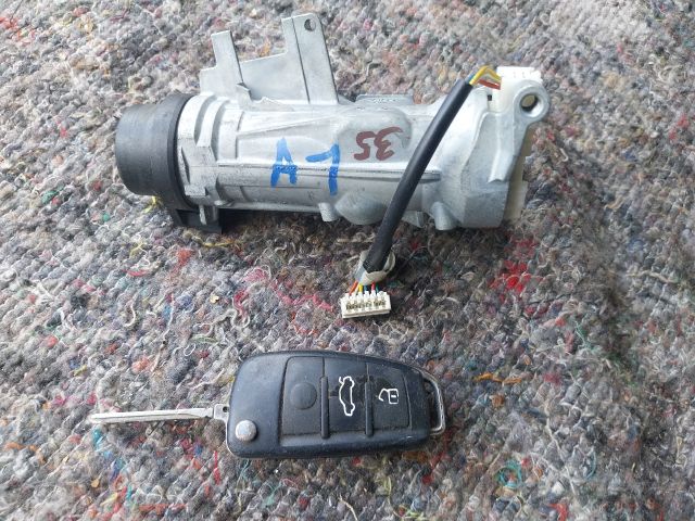 bontott AUDI A1 Gyújtáskapcsoló Házzal