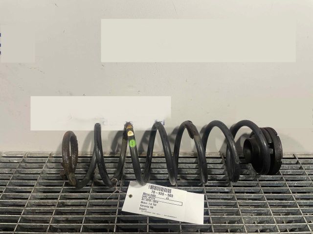 bontott AUDI A1 Hátsó Rugó