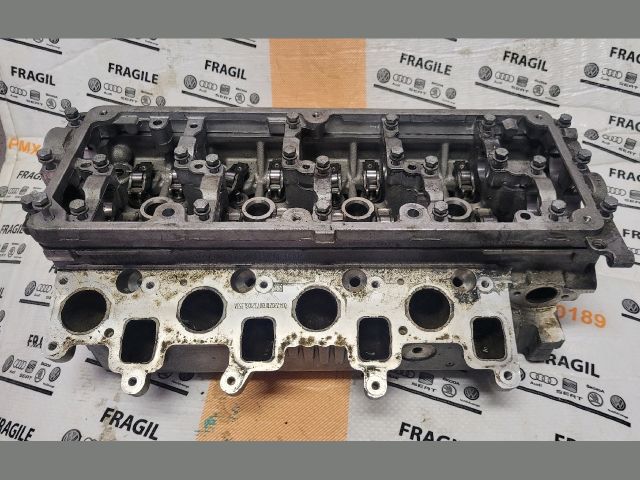 bontott AUDI A1 Hengerfej