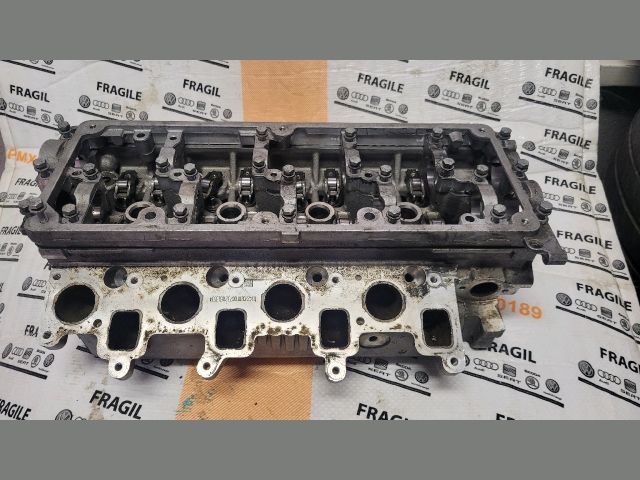 bontott AUDI A1 Hengerfej