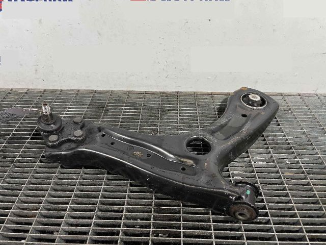 bontott AUDI A1 Jobb első Lengőkar