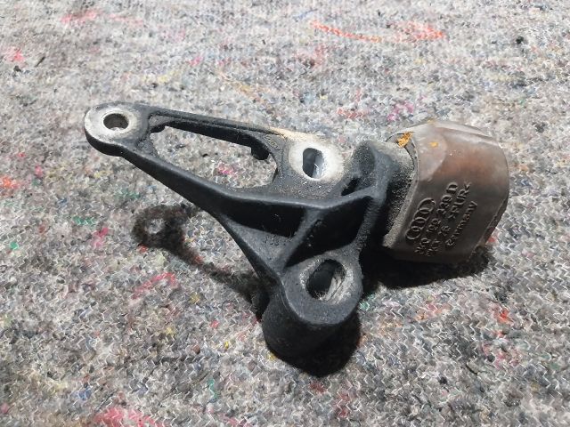 bontott AUDI A1 Motor Tartó Bak (Fém)