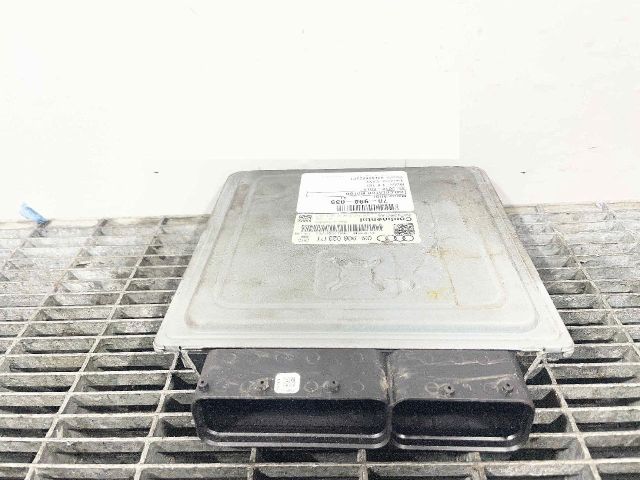 bontott AUDI A1 Motorvezérlő