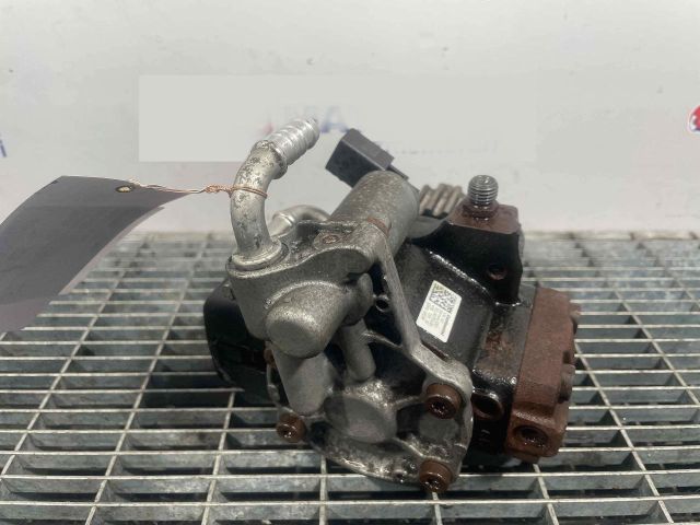 bontott AUDI A1 Nagynyomású Szivattyú