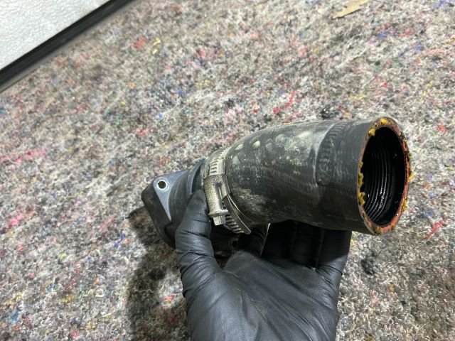 bontott AUDI A1 Turbócső