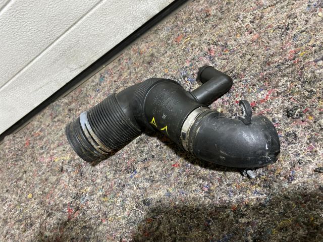 bontott AUDI A1 Turbócső