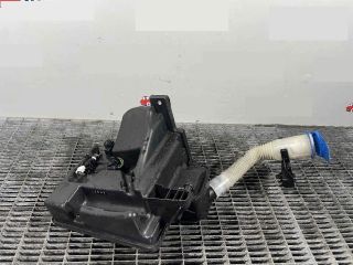 bontott AUDI A1 Ablakmosó Tartály