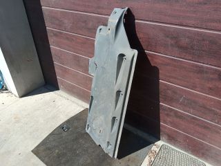 bontott AUDI A1 Alsó Padlólemez Burkolat