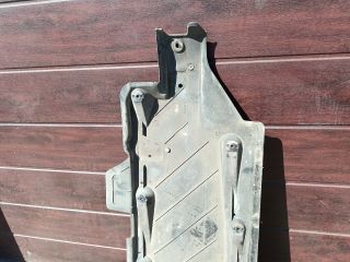 bontott AUDI A1 Alsó Padlólemez Burkolat