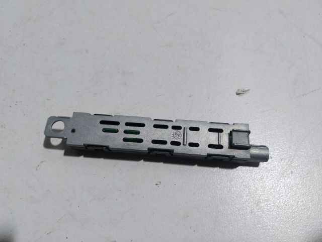 bontott AUDI A1 Antenna Erősítő