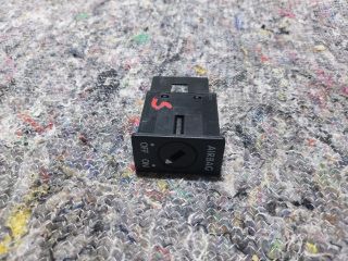 bontott AUDI A1 AUX Csatlakozó