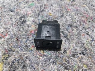 bontott AUDI A1 AUX Csatlakozó