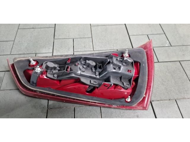 bontott AUDI A1 Bal Belső Hátsó Lámpa