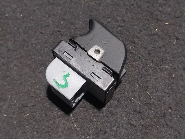 bontott AUDI A1 Bal első Ablakemelő Kapcsoló