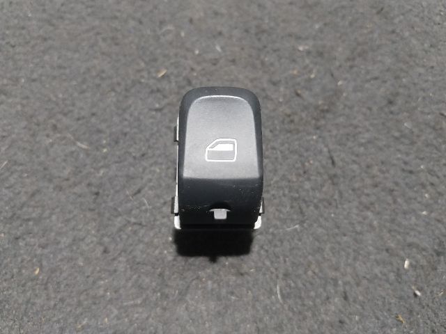 bontott AUDI A1 Bal első Ablakemelő Kapcsoló