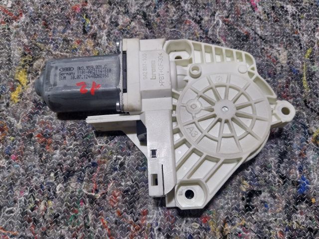 bontott AUDI A1 Bal első Ablakemelő Motor