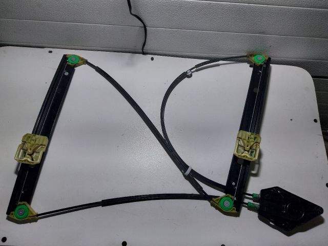 bontott AUDI A1 Bal első Ablakemelő Szerkezet (Elektromos)
