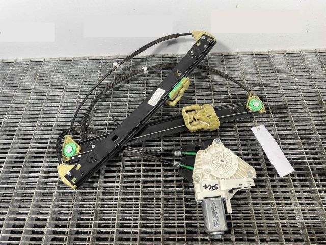 bontott AUDI A1 Bal első Ablakemelő Szerkezet (Elektromos)