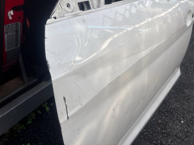 bontott AUDI A1 Bal első Ajtó (Üres lemez)