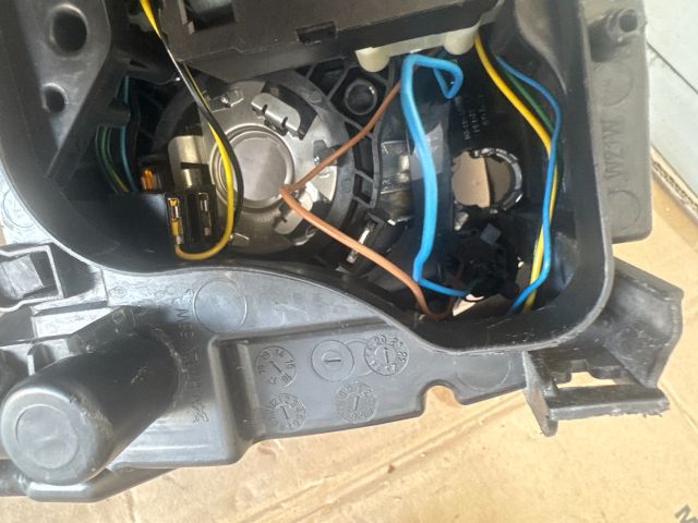 bontott AUDI A1 Bal Fényszóró