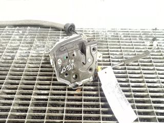 bontott AUDI A1 Bal hátsó Ajtózár