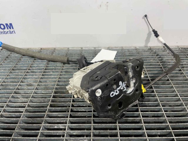 bontott AUDI A1 Bal hátsó Ajtózár