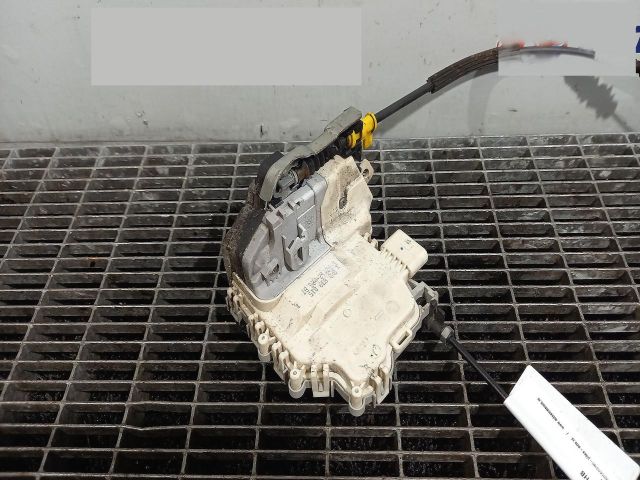 bontott AUDI A1 Bal hátsó Ajtózár