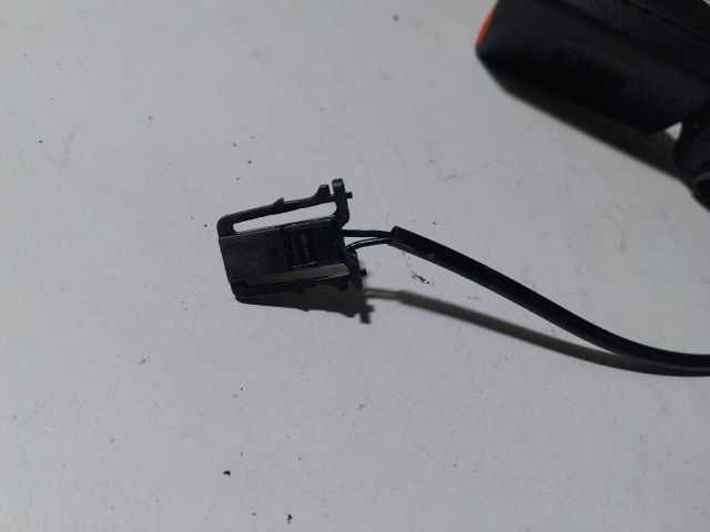 bontott AUDI A1 Bal hátsó Biztonsági Öv Csat