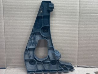 bontott AUDI A1 Bal hátsó Oldal Lökhárító Tartó (Műanyag)