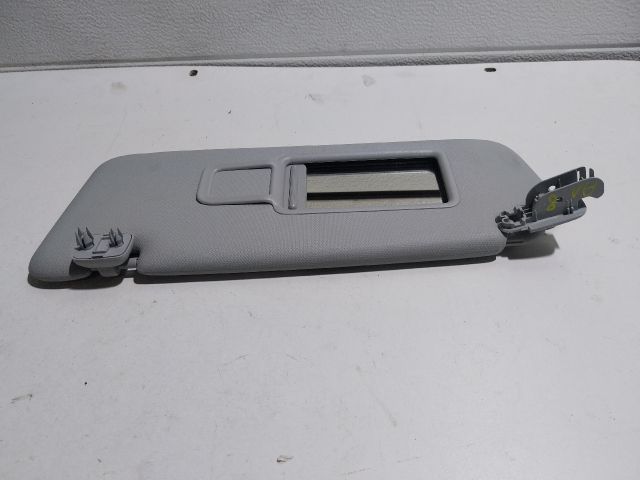 bontott AUDI A1 Bal Napellenző