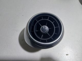 bontott AUDI A1 Bal Szellőző