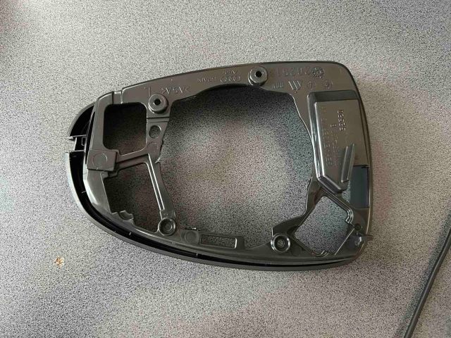 bontott AUDI A1 Bal Visszapillantó Tükör Burkolat
