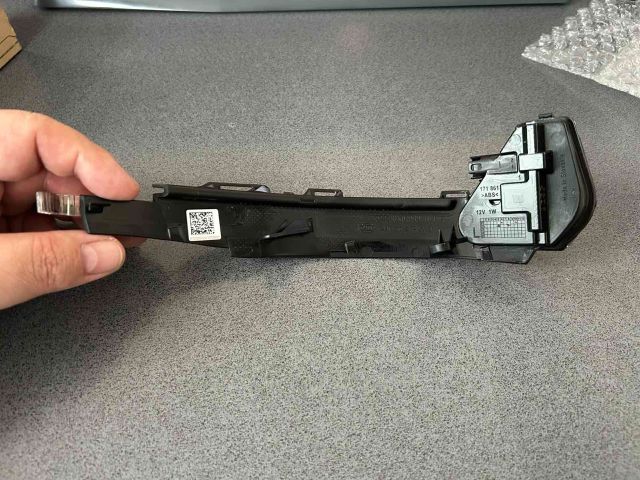 bontott AUDI A1 Bal Visszapillantó Tükör Irányjelző