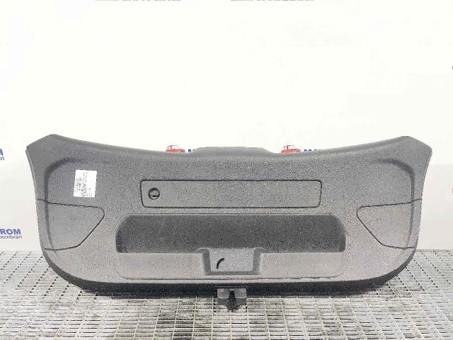 bontott AUDI A1 Csomagtérajtó Kárpit