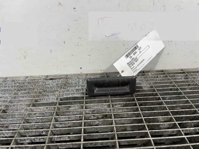 bontott AUDI A1 Csomagtérajtó Kilincs