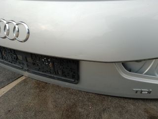 bontott AUDI A1 Csomagtérajtó (Részeivel)