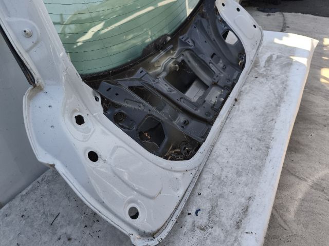 bontott AUDI A1 Csomagtérajtó (Üres lemez)