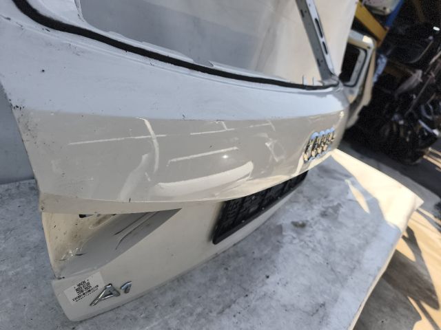 bontott AUDI A1 Csomagtérajtó (Üres lemez)
