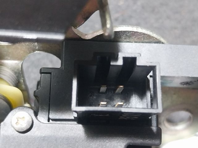 bontott AUDI A1 Csomagtérajtó Zárszerkezet