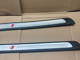 bontott AUDI A1 Első Küszöb Díszléc