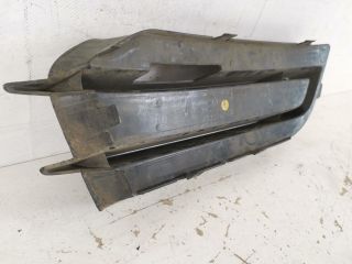 bontott AUDI A1 Első Lökhárító Bal Díszrács