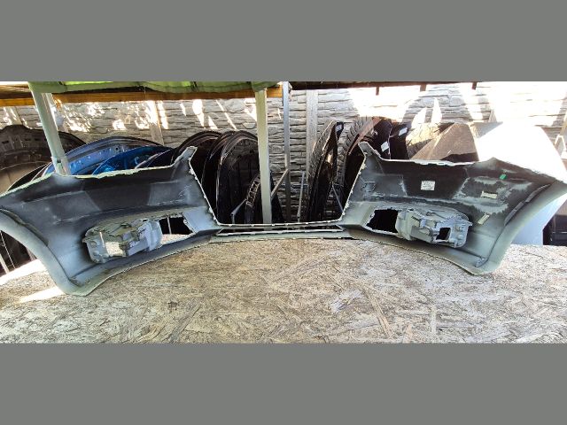 bontott AUDI A1 Első Lökhárító (Üresen)