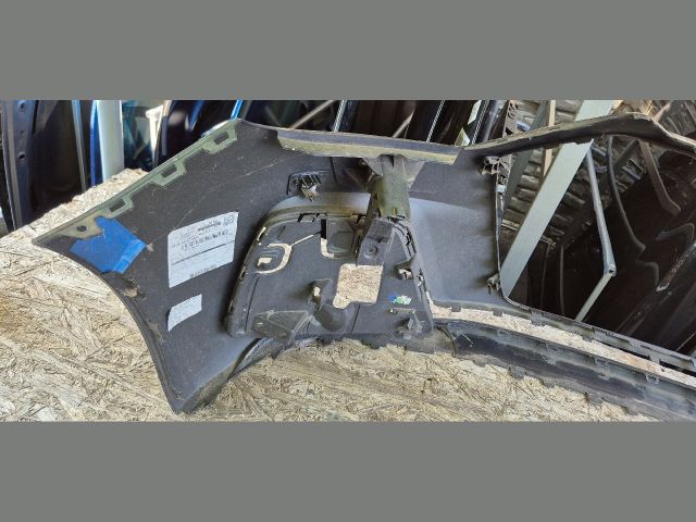 bontott AUDI A1 Első Lökhárító (Üresen)