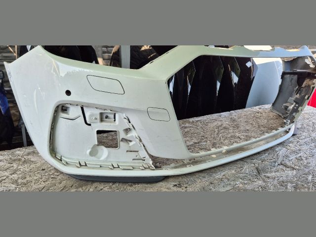 bontott AUDI A1 Első Lökhárító (Üresen)