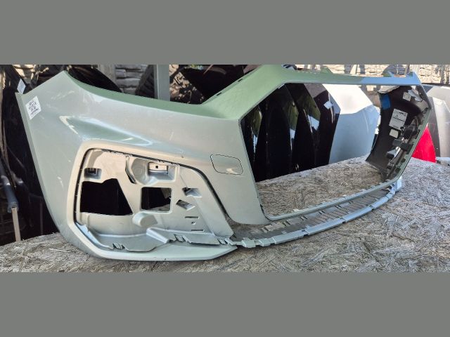 bontott AUDI A1 Első Lökhárító (Üresen)